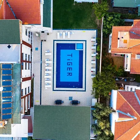 Hotel Elvin *